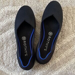 Rothy’s black round toe ballet flats in 7.5
